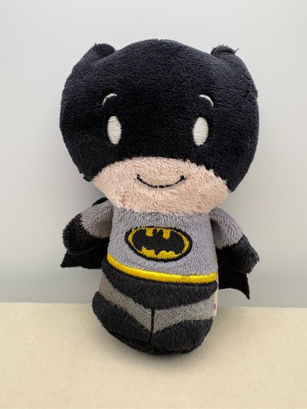 Hallmark Itty Bittys Batman 4" Stuffie (SKU: 786TO)